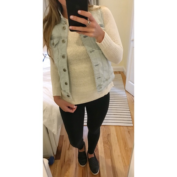 Jean Vest Size Small - Picture 4 of 4